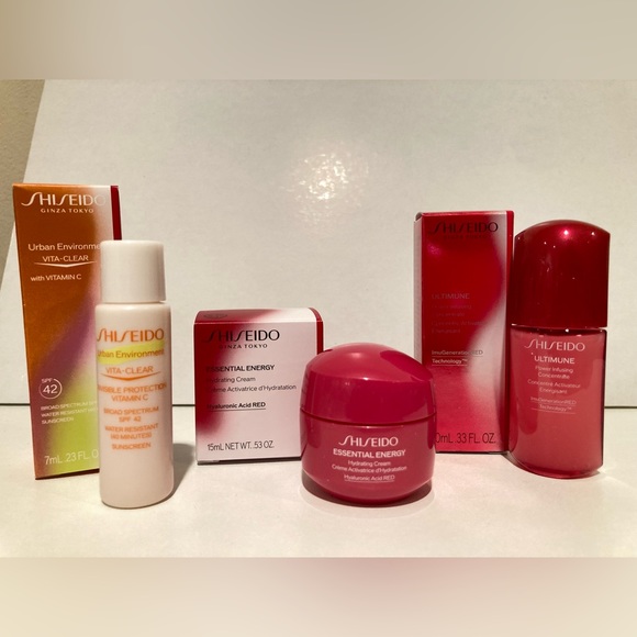 Shiseido Skincare Set - Picture 1 of 6